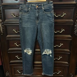 American eagle ripped skinny jeans size 2
